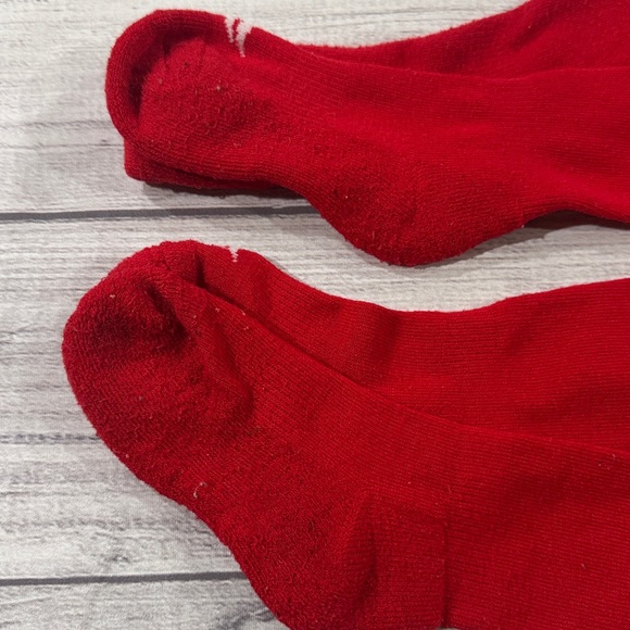 Youth Red Baseball Belt and Matching Socks Set - Picture 5 of 6